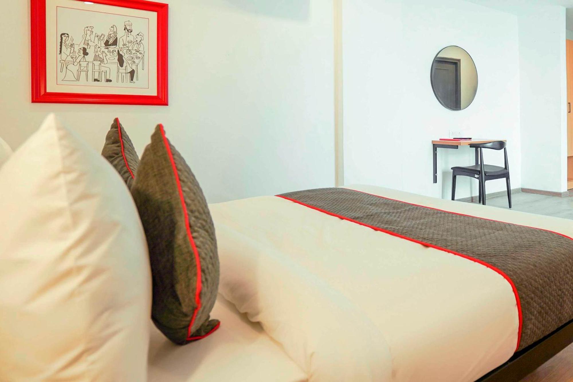 Super Townhouse O Hotel Aditya Residency Near Parthala Over Bridge Sector 121 Noida Indirapuram Exterior foto