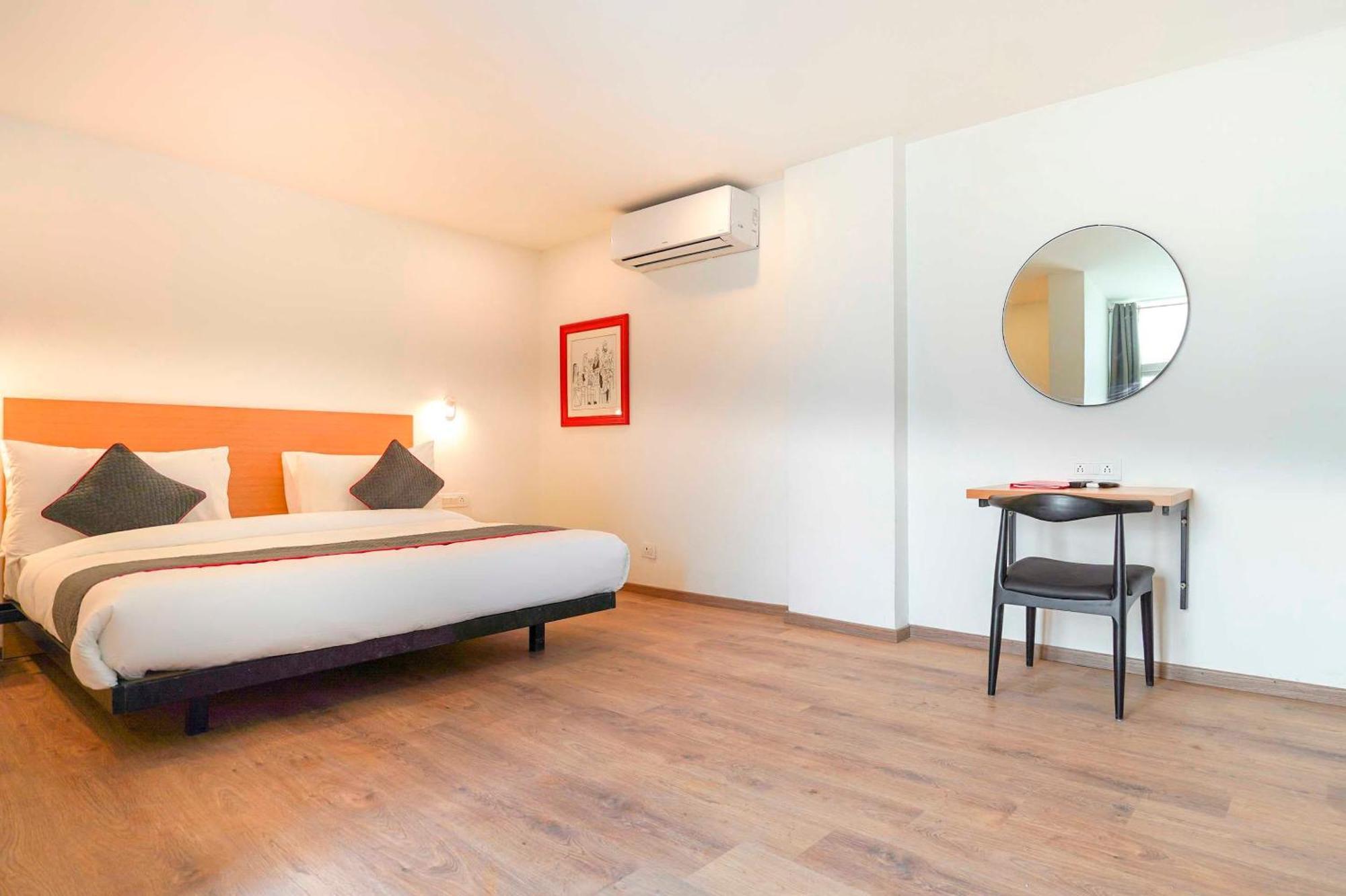Super Townhouse O Hotel Aditya Residency Near Parthala Over Bridge Sector 121 Noida Indirapuram Exterior foto